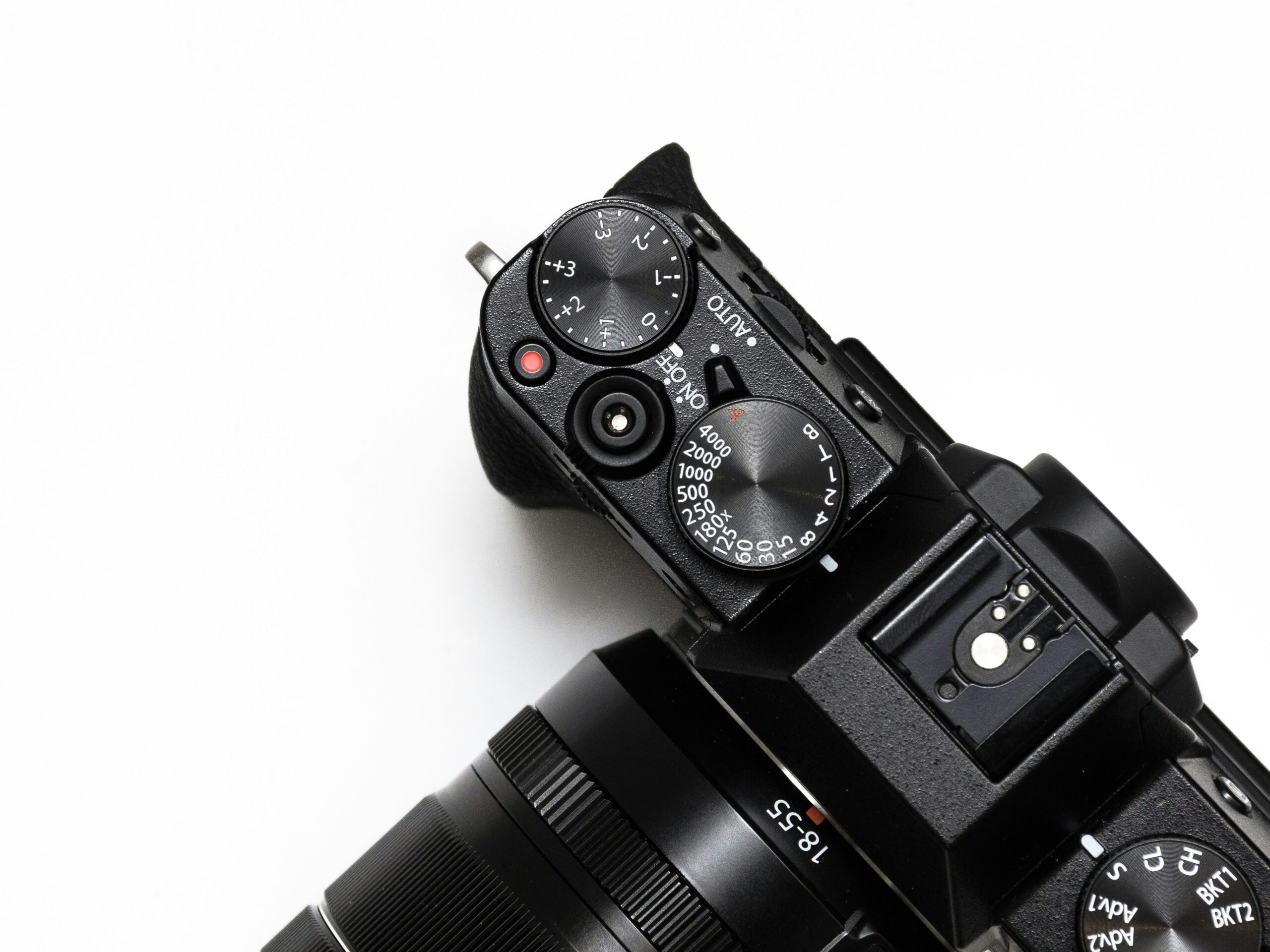 Tips Lindungi Kamera dari Air Saat Fotografi Outdoor