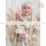 Butik.madinah Mukena Anak Tanggung Azura Hasya 2in1 Resleting Travel Katun Motif Atasan Cantik Muslim Panjang