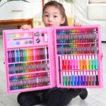 Grosir Crayon Set Isi 42pcs, 68pcs, 70pcs, 72pcs, dan 86pcs – Pensil Warna Non-Toxic untuk Anak